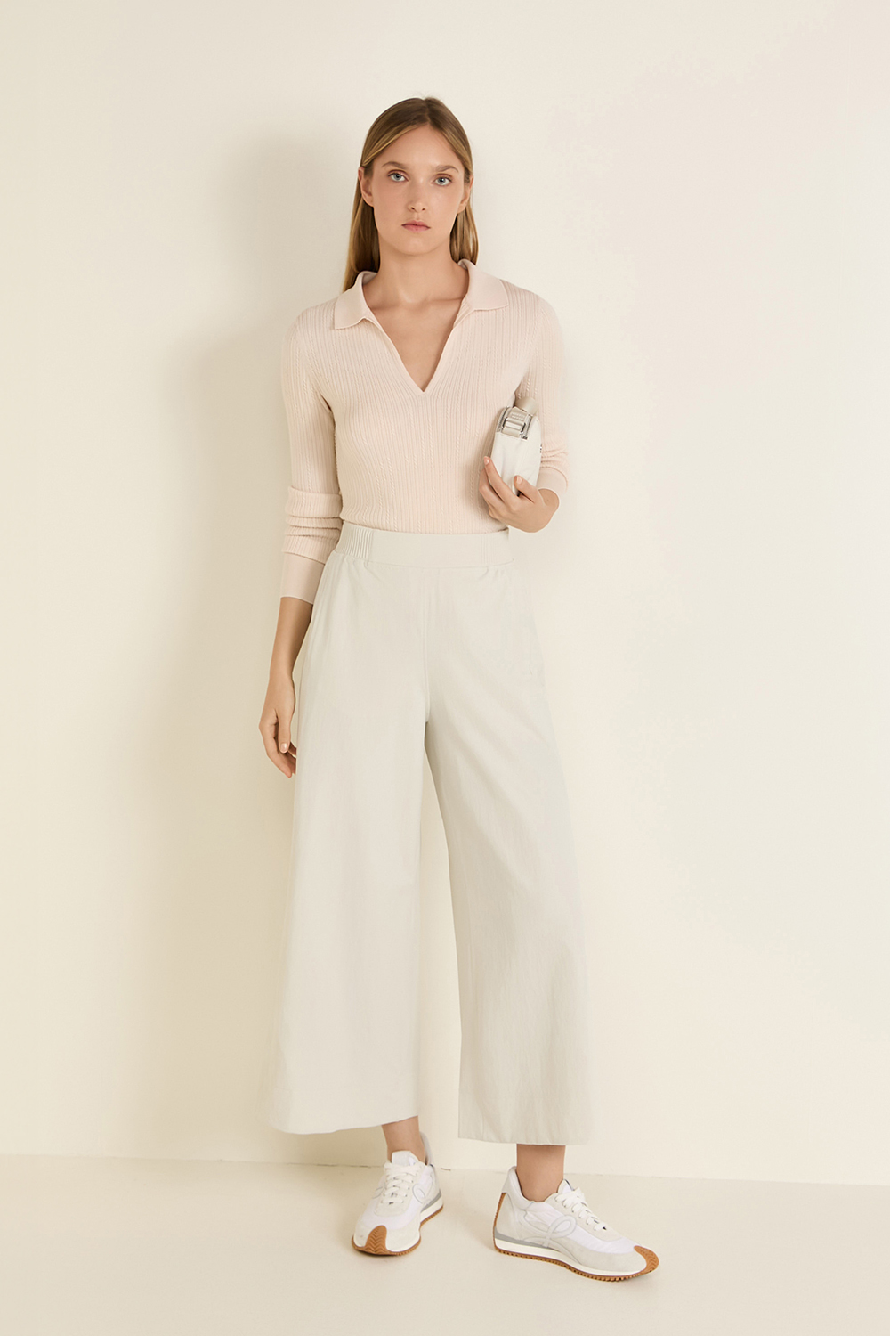 Stretch Woven High-Rise Wide-Leg Cropped Pant